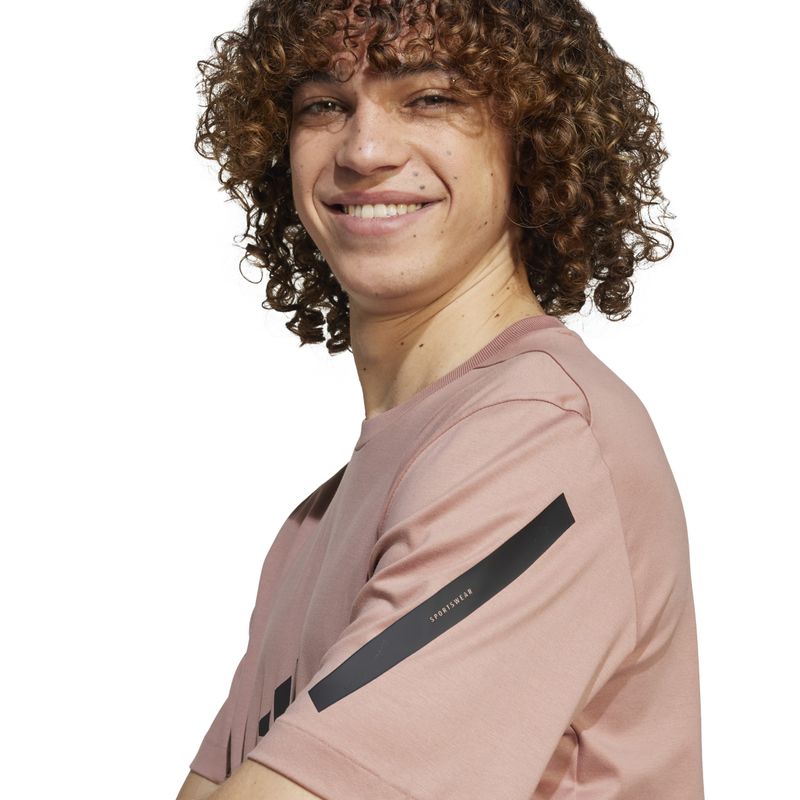 JC7919_5_APPAREL_On Model_Detail View 1_white.jpg