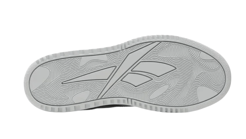 100209138_reebok_ftw_atr_chill_female_5.png