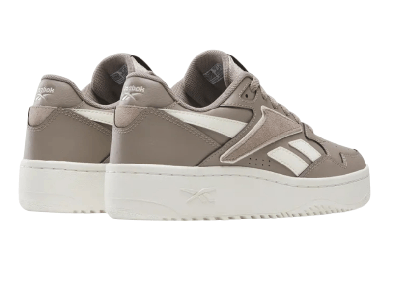 100209170_reebok_ftw_atr_chill_female_5.png