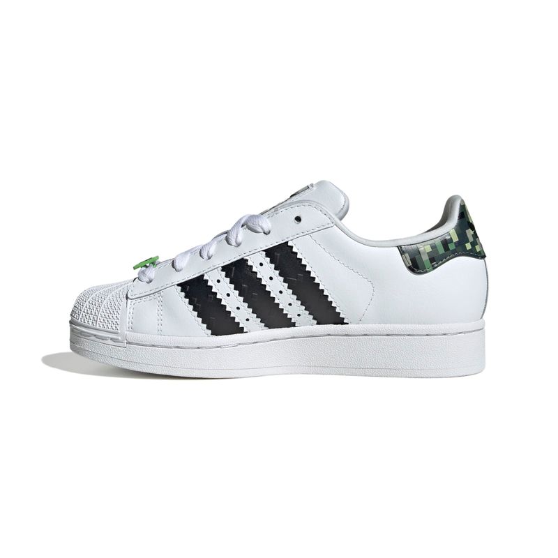 JQ8749_5_FOOTWEAR_Photography_Side Medial Center View_white.jpg