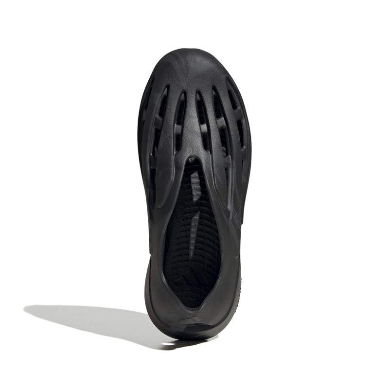 JH7039_3_FOOTWEAR_Photography_Top Portrait View_white.jpg