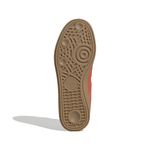 JI2607_4_FOOTWEAR_Photography_Bottom-View_white.jpg