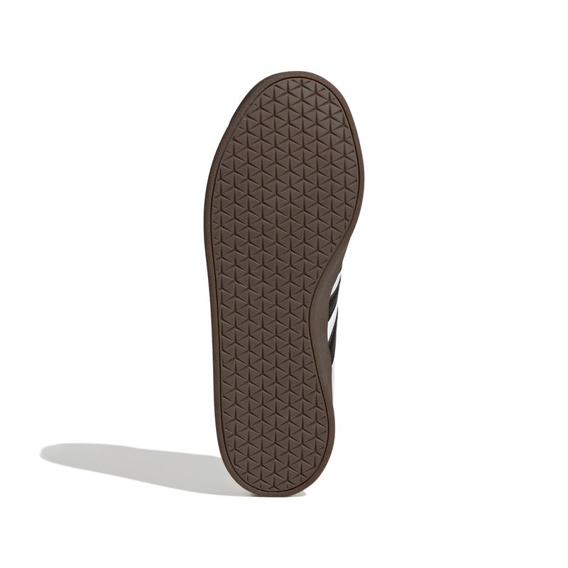 ID3714_4_FOOTWEAR_Photography_Bottom View_white