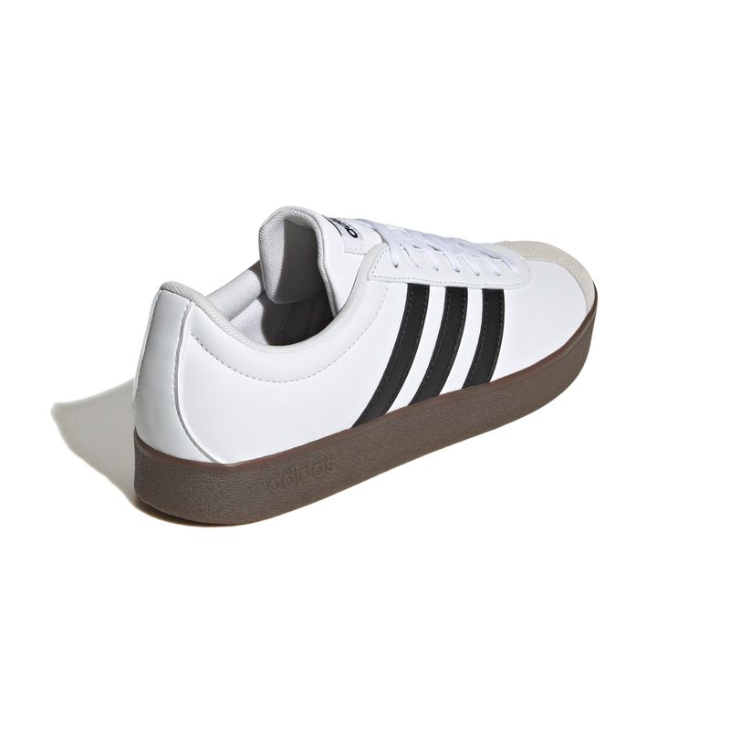 ID3714_7_FOOTWEAR_Photography_Back Lateral Top View_white