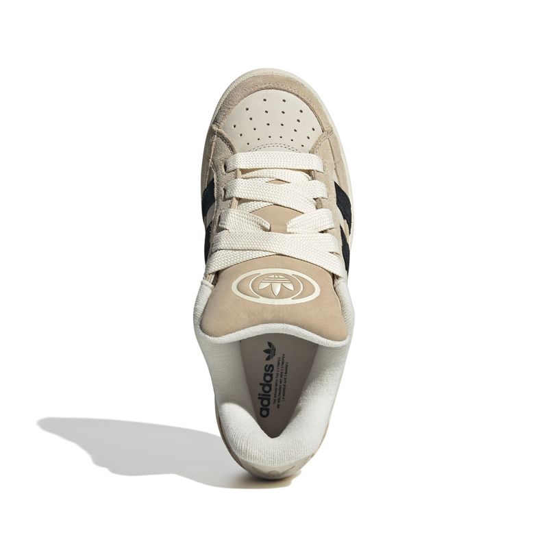 JH9779_3_FOOTWEAR_Photography_Top Portrait View_white
