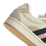 JH9779_9_FOOTWEAR_Photography_Detail View 2_white