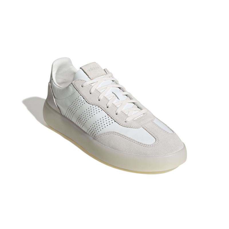 JI2326_6_FOOTWEAR_Photography_Front Lateral Top View_white