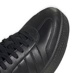 JI3195_8_FOOTWEAR_Photography_Detail View 1_white