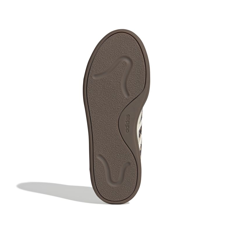 JI4755_4_FOOTWEAR_Photography_Bottom View_white