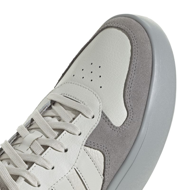 JR0028_9_FOOTWEAR_Photography_Detail View 2_white