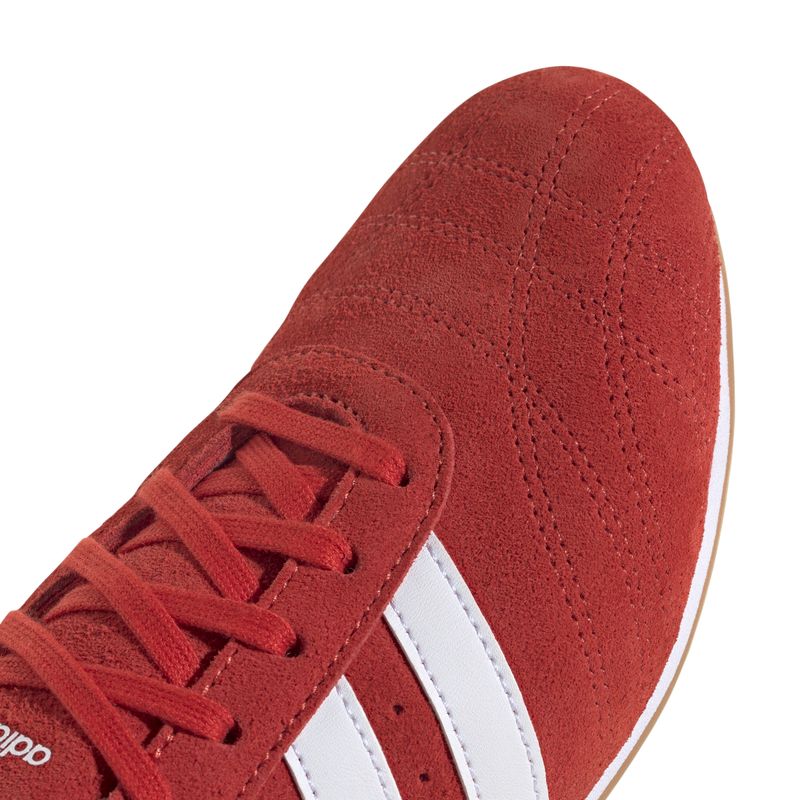 JS1460_9_FOOTWEAR_Photography_Detail View 2_white
