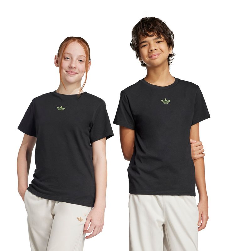 JZ9940_8_APPAREL_On-Model_Standard-Unisex-Pair-Shot_white
