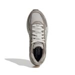 JI2850_3_FOOTWEAR_Photography_Top-Portrait-View_white