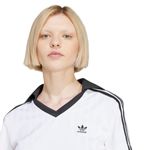 JD2608_5_APPAREL_On Model_Detail View 1_white
