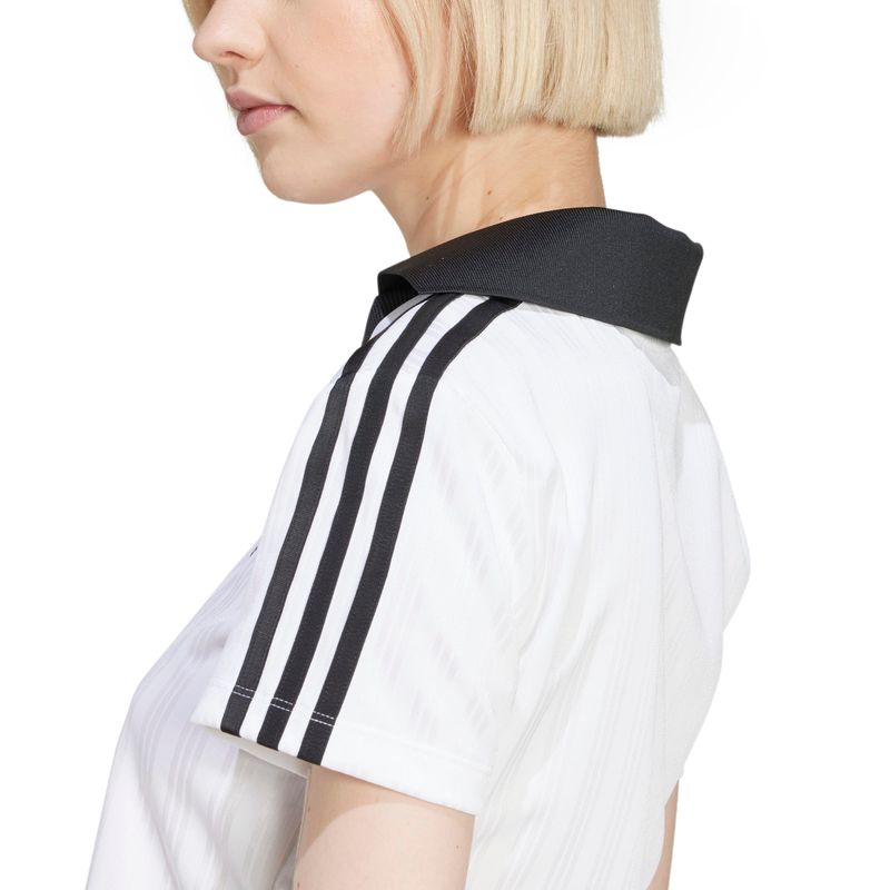 JD2608_6_APPAREL_On Model_Detail View 2_white