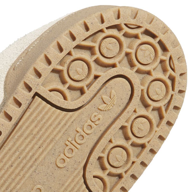 JI0488_9_FOOTWEAR_Photography_Detail View 2_white