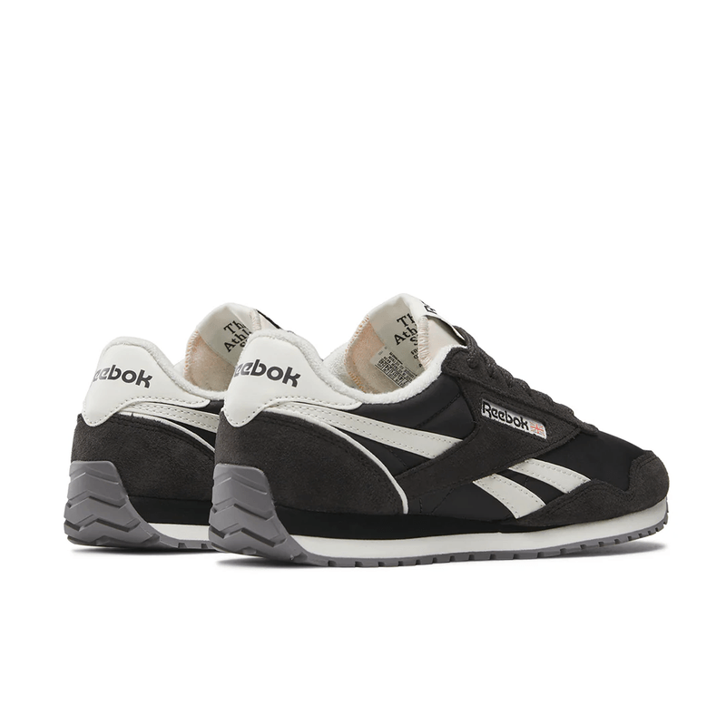 100208831_reebok_ftw_classic_az_female_4