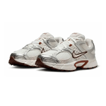 hq7901_102_nike_calzado_v5_rnr_p_dama_4
