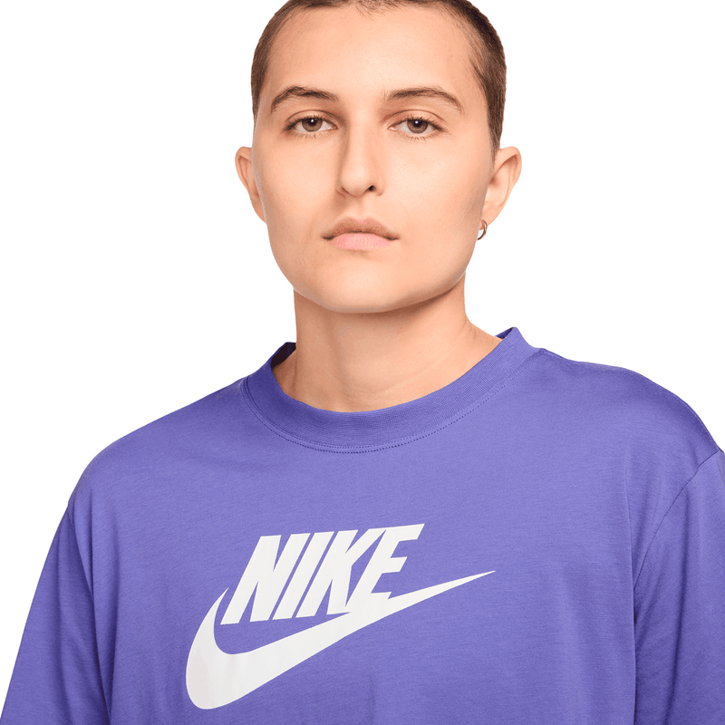 bv6175_527_nike_t_shirt_essentials_p_dama_3