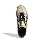 ID0478_3_FOOTWEAR_Photography_Top Portrait View_white