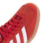 JI2063_9_FOOTWEAR_Photography_Detail View 2_white