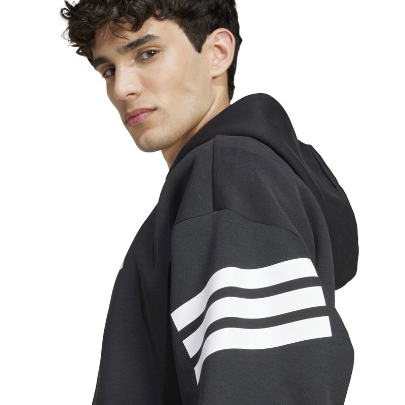 JD4827_5_APPAREL_On Model_Detail View 1_white