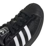 JH9475_8_FOOTWEAR_Photography_Detail View 1_white
