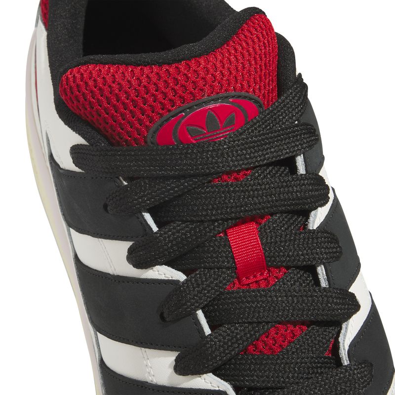 JI3277_8_FOOTWEAR_Photography_Detail View 1_white
