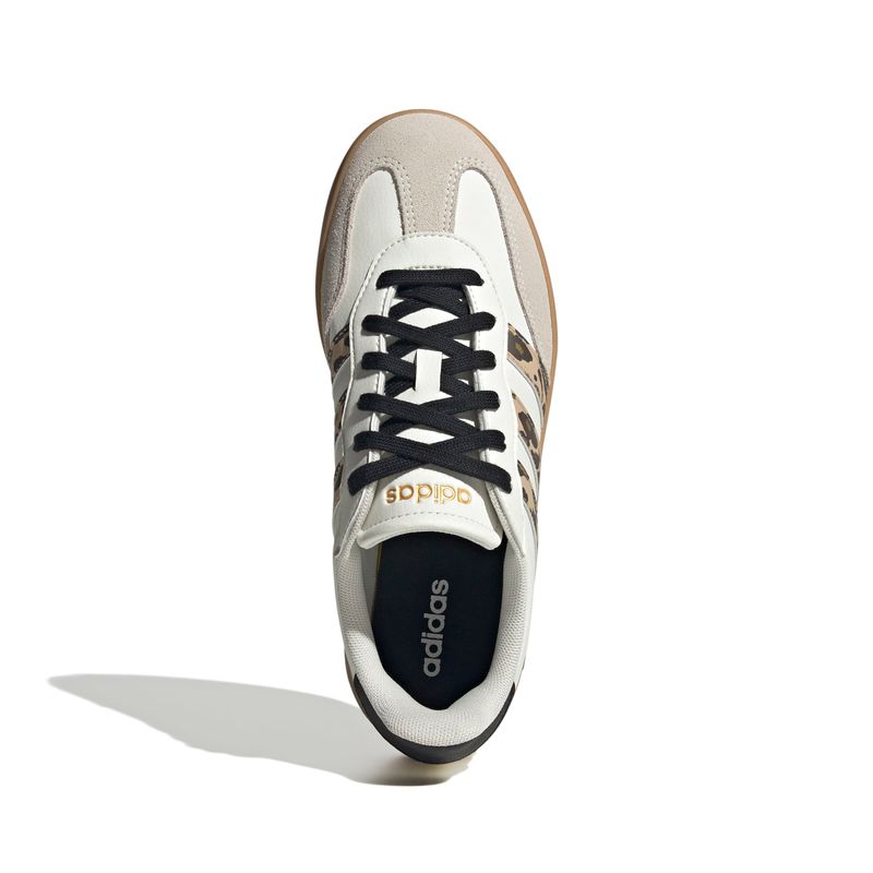 JQ2296_3_FOOTWEAR_Photography_Top Portrait View_white