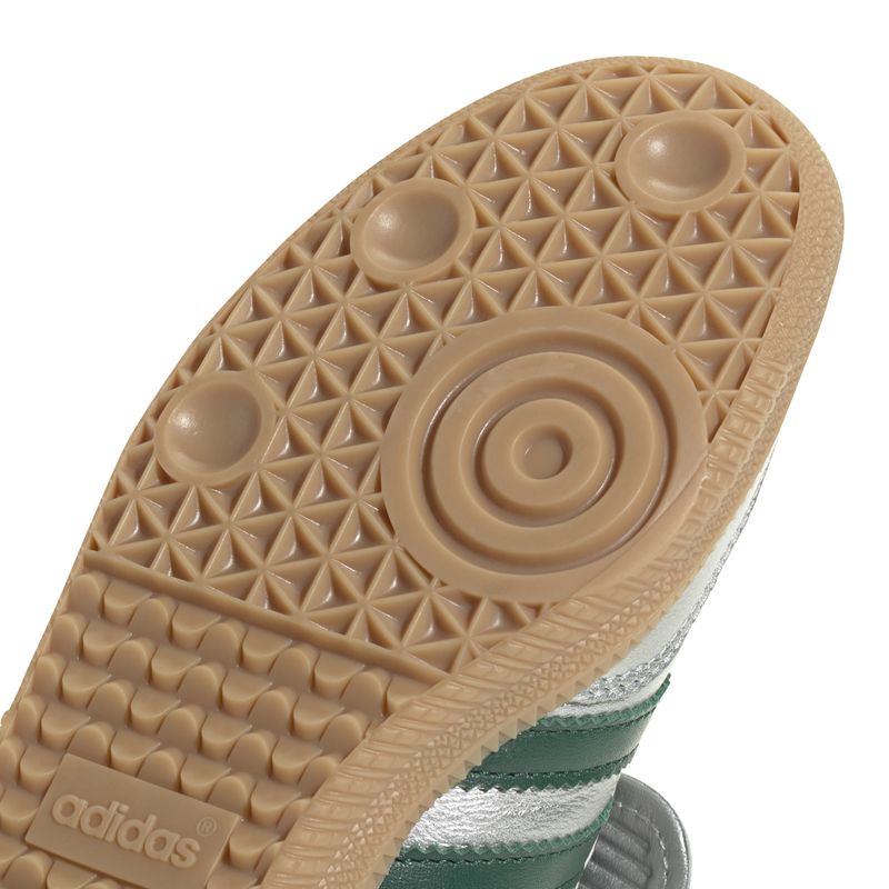 JR1168_9_FOOTWEAR_Photography_Detail View 2_white