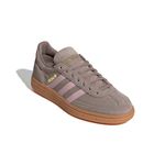 JR3082_6_FOOTWEAR_Photography_Front Lateral Top View_white