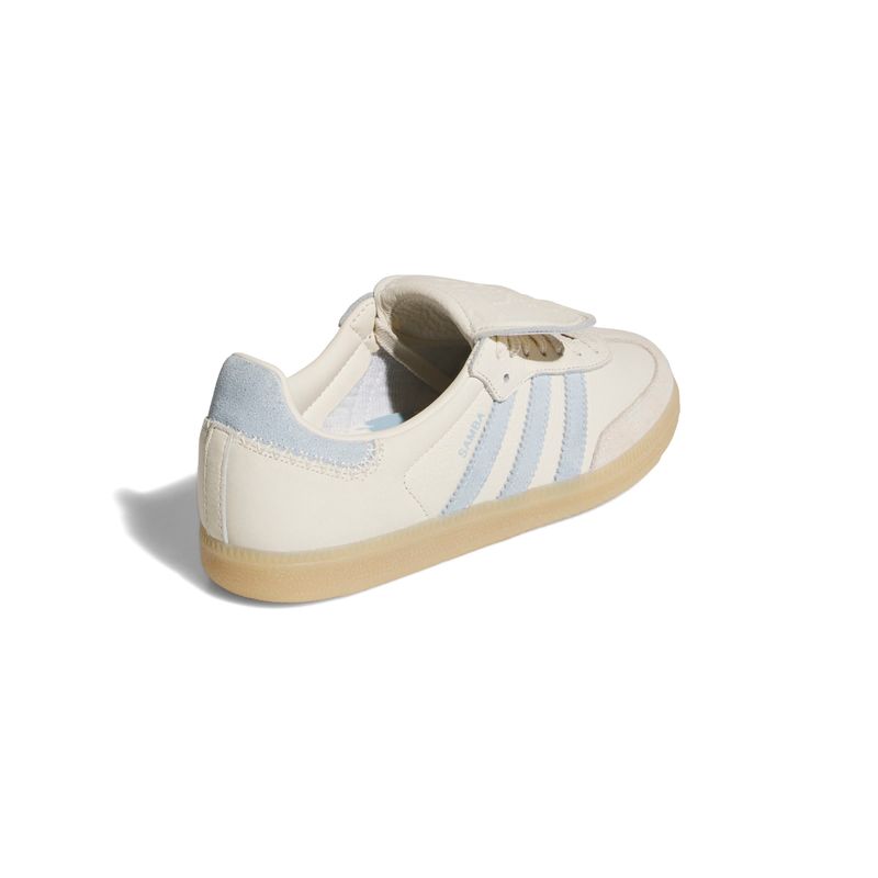 JP6807_7_FOOTWEAR_Photography_Back Lateral Top View_white