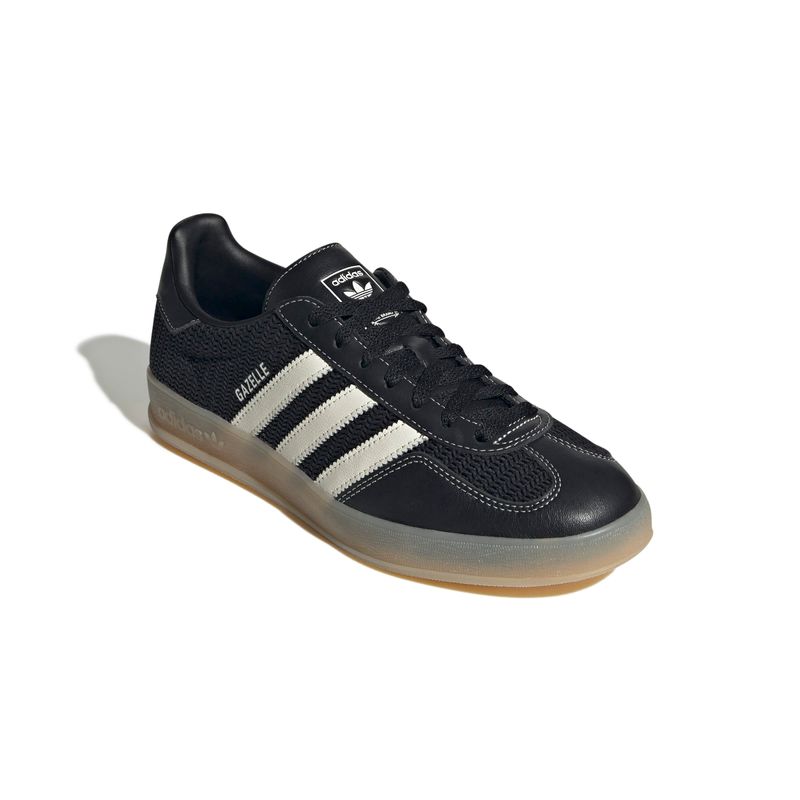 JQ7084_6_FOOTWEAR_Photography_Front Lateral Top View_white