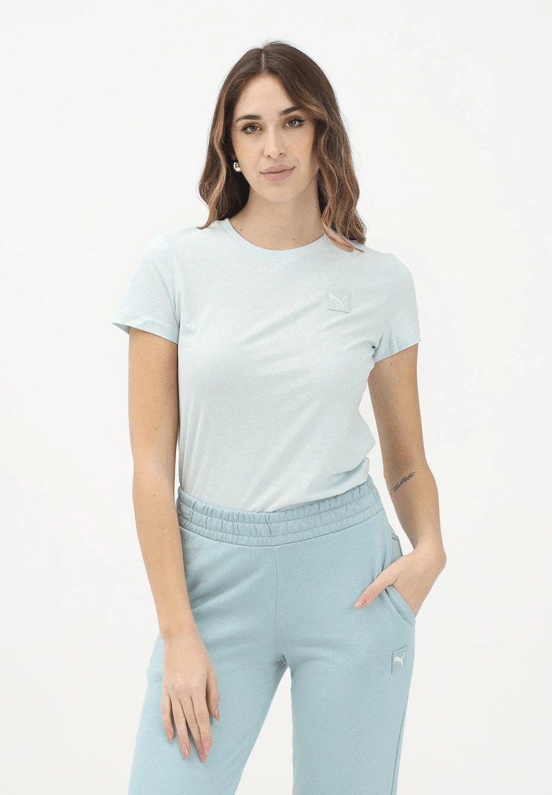 685016_50_puma_t_shirt_essentials_elevated_tee_p_dama_3