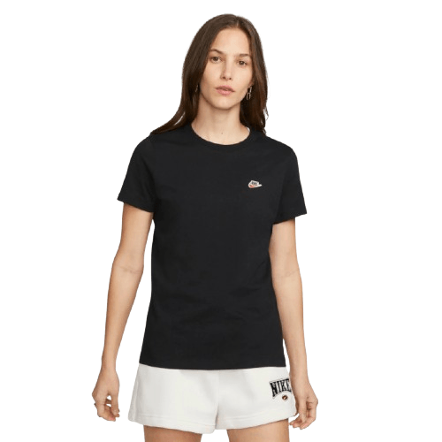 dz4680_010_nike_t_shirt_nsw_p_dama_1-removebg-preview