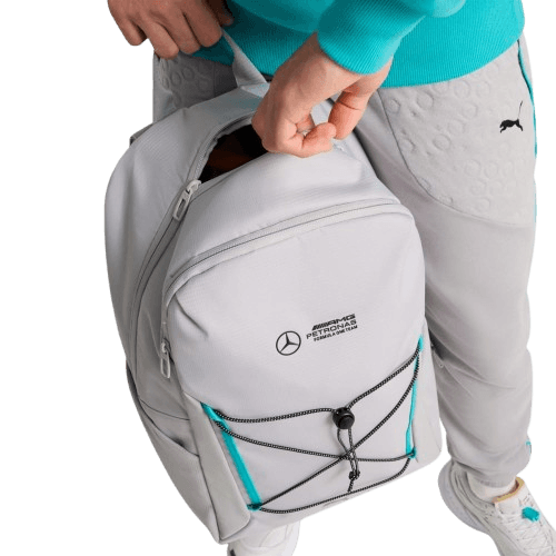 mochila_puma_mercedes_benz_hombre_090831_02_3-removebg-preview