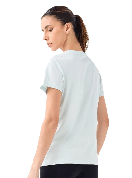 682371_50_puma_t_shirt_essentials_p_dama_3-removebg-preview