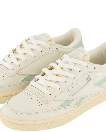 100233957_REEBOK_FTW_CLASSICS_FEMALE-4-removebg-preview