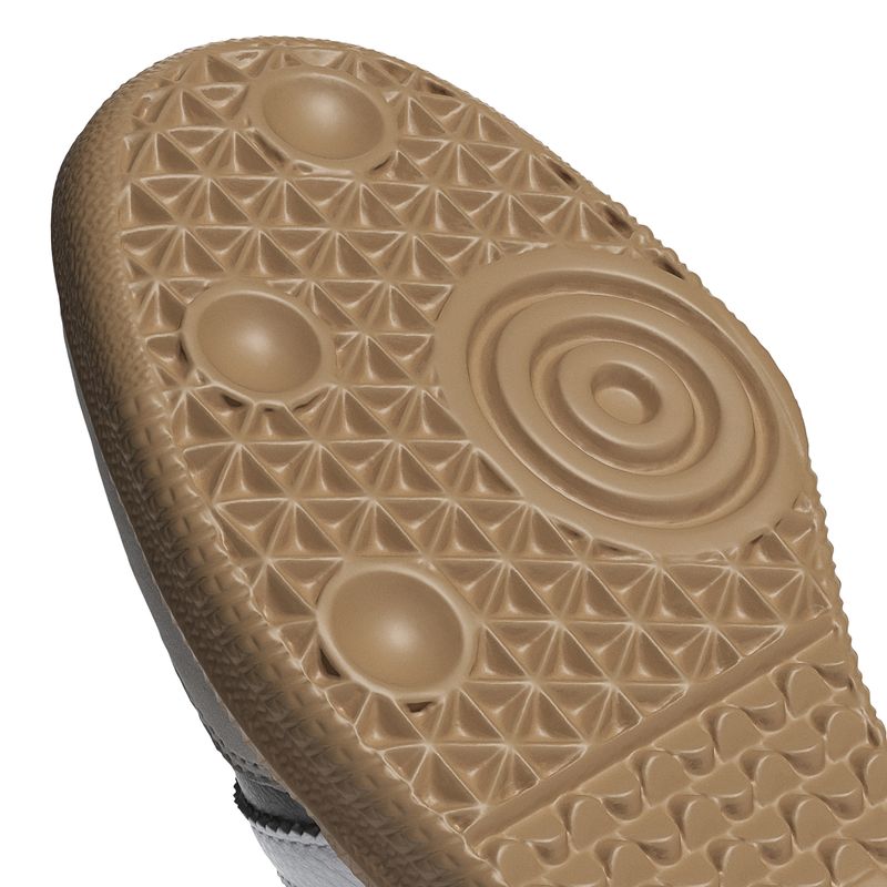 IG2010_9_FOOTWEAR_Photography_Detail View 2_white